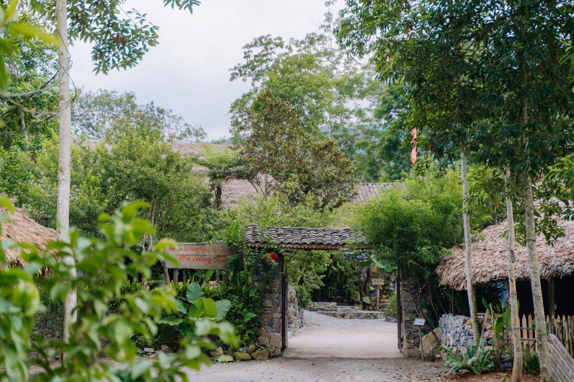 Ha Giang Xanh Retreat - Trekking, Tour, Motorbike Rental Екстер'єр фото